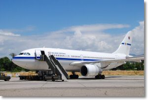 Airbus A-310 FAeB-CA-02-Douchanbe-26mai2008-DSC_0057.jpg